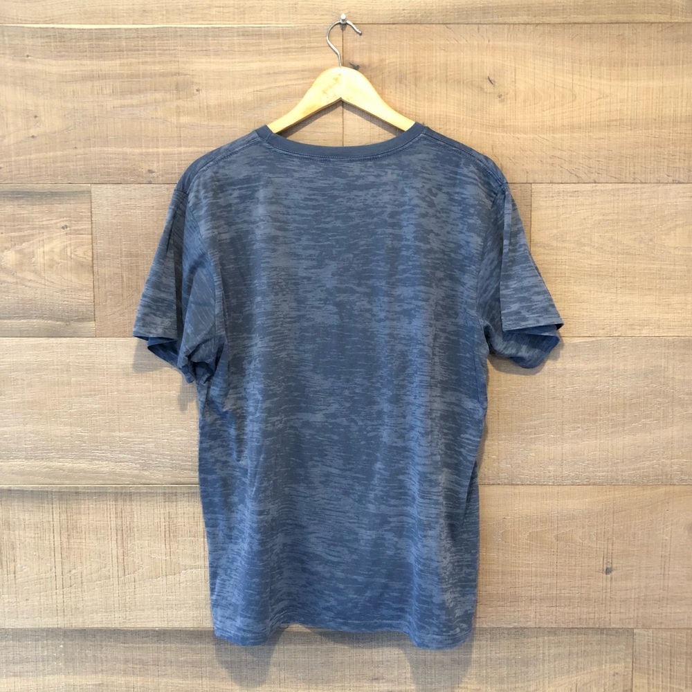 Super Soft lightweight T-shirt - Picture 2 of 4